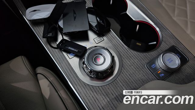 Genesis GV80 2.5T Gasoline 2WD 2024 — фото 9