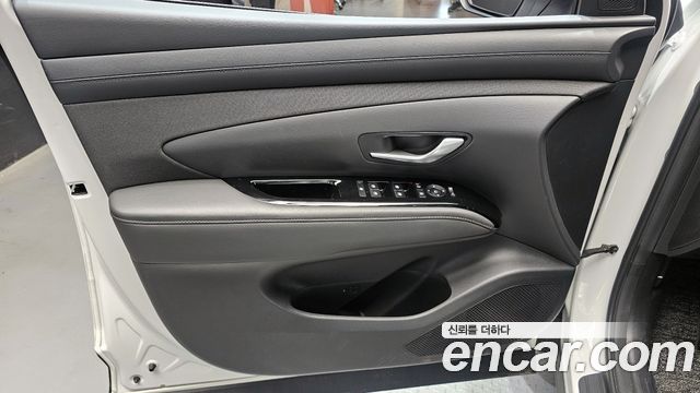 Hyundai Tucson Hybrid (NX4) HEV 1.6 2WD Premium 2024 — фото 24