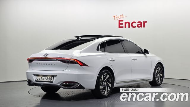 Hyundai Grandeur Hybrid (IG) Le Blanc 2023 — фото 2