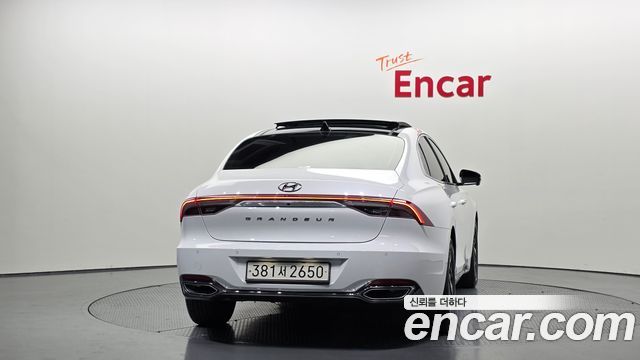 Hyundai Grandeur Hybrid (IG) Le Blanc 2023 — фото 4