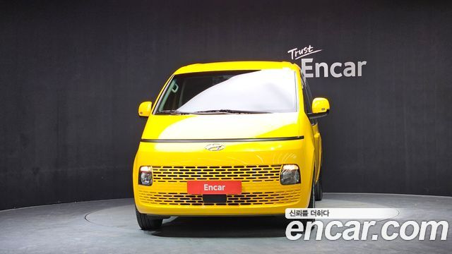 Hyundai Staria Tourer 11-Seater Modern 2023 — фото 3