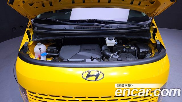 Hyundai Staria Tourer 11-Seater Modern 2023 — фото 6