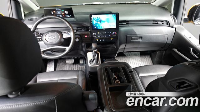 Hyundai Staria Tourer 11-Seater Modern 2023 — фото 7