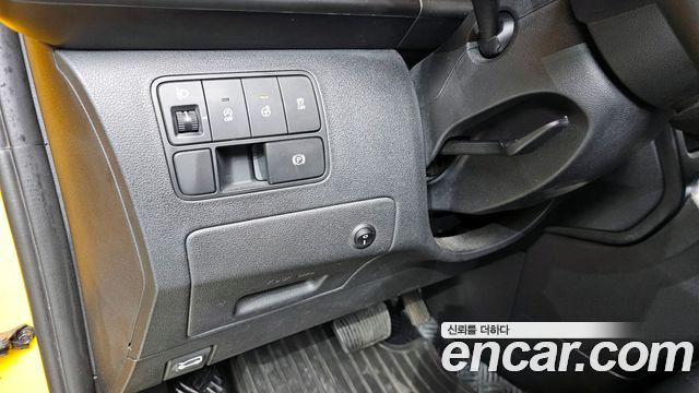 Hyundai Staria Tourer 11-Seater Modern 2023 — фото 16