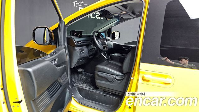 Hyundai Staria Tourer 11-Seater Modern 2023 — фото 28