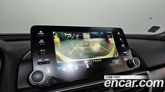 Honda Accord (X) 2.0 Hybrid Touring 2019 — фото 19