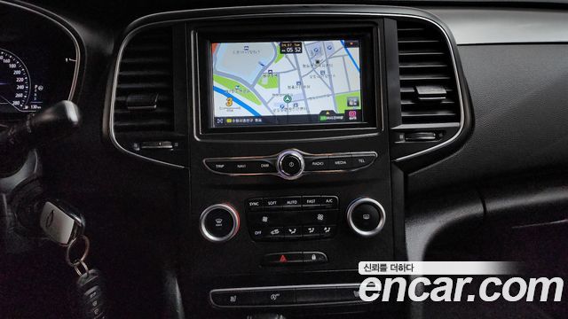 Renault Korea SM6 1.3 TCe SE 2021 — фото 14