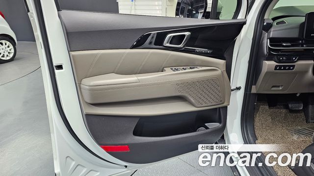 Kia Carnival (IV) Gasoline 9-Seater Signature 2024 — фото 24