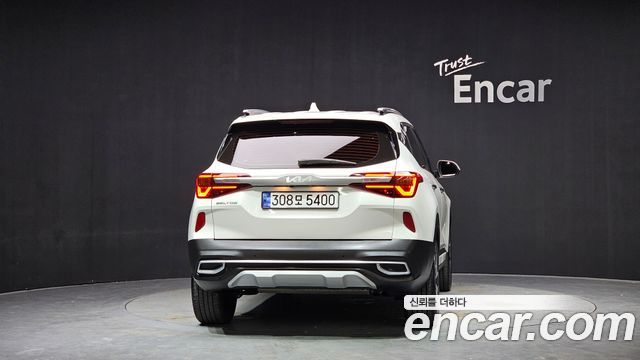 Kia Seltos Gasoline 1.6 Turbo 2WD Signature 2022 — фото 4