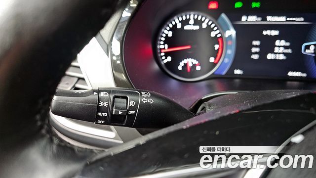 Kia Seltos Gasoline 1.6 Turbo 2WD Signature 2022 — фото 28