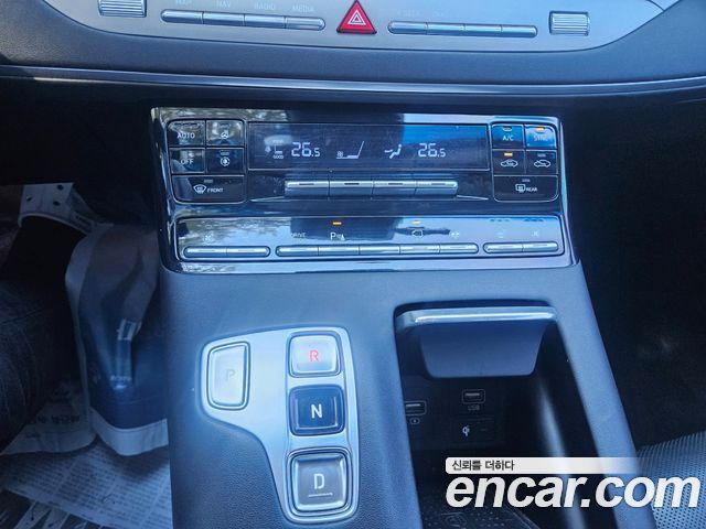Hyundai Grandeur (IG) 3.0 LPi Exclusive 2021 — фото 19