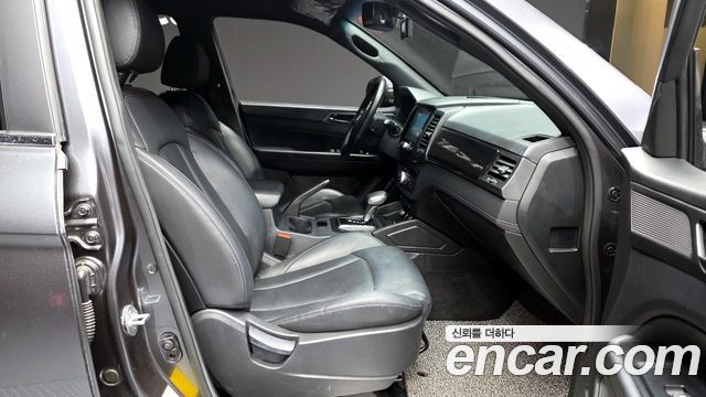 KG Mobility (SsangYong) Rexton Sports Diesel 2.2 2WD Prestige 2023 — фото 11