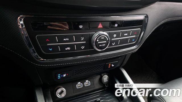 KG Mobility (SsangYong) Rexton Sports Diesel 2.2 2WD Prestige 2023 — фото 17