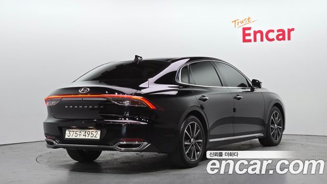 Hyundai Grandeur (IG) 2.5 Premium 2023 — фото 2