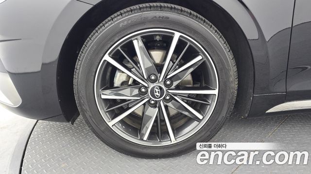 Hyundai Grandeur (IG) 2.5 Premium 2023 — фото 5