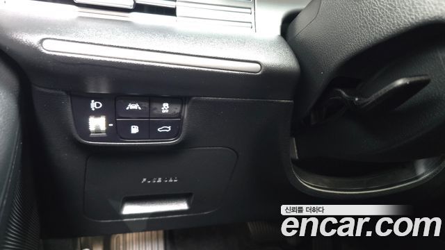 Hyundai Grandeur (IG) 2.5 Premium 2023 — фото 17