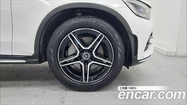 Mercedes-Benz GLC-Class (X253) GCL300 4MATIC Coupe 2023 — фото 5