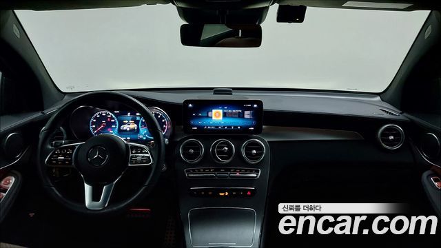 Mercedes-Benz GLC-Class (X253) GCL300 4MATIC Coupe 2023 — фото 7