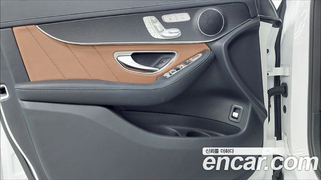 Mercedes-Benz GLC-Class (X253) GCL300 4MATIC Coupe 2023 — фото 19