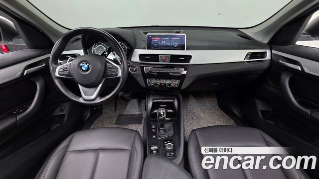 BMW X1 (F48) xDrive 20i Advantage 2020 — фото 7