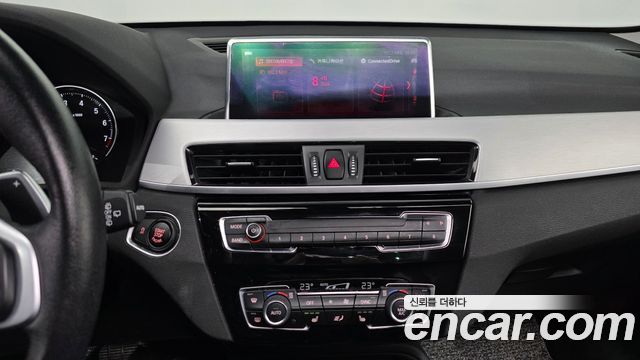 BMW X1 (F48) xDrive 20i Advantage 2020 — фото 15