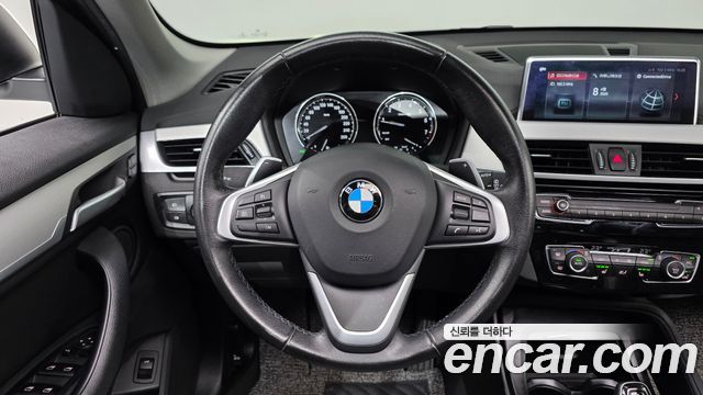 BMW X1 (F48) xDrive 20i Advantage 2020 — фото 16