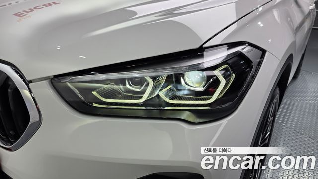 BMW X1 (F48) xDrive 20i Advantage 2020 — фото 28