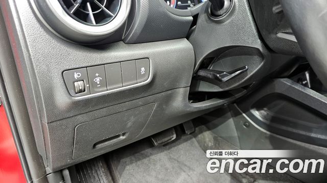Hyundai Kona Gasoline 1.6 Turbo 2WD Modern 2021 — фото 18