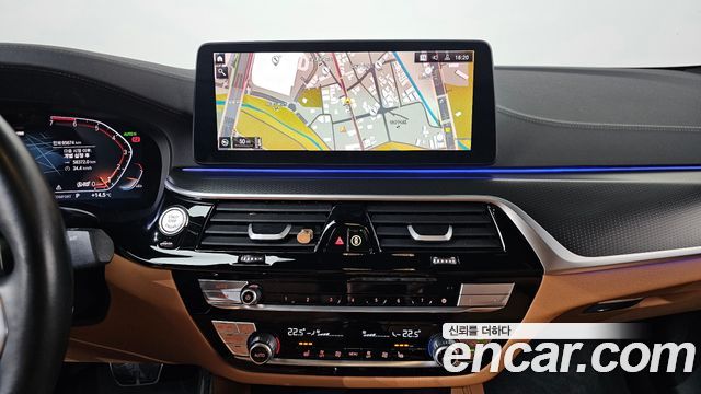 BMW 5 Series (G30) 520i M Sport 2023 — фото 13