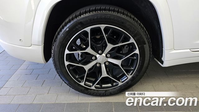 Jeep Grand Cherokee (WL) 4xe Summit Reserve 2023 — фото 5