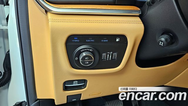 Jeep Grand Cherokee (WL) 4xe Summit Reserve 2023 — фото 16