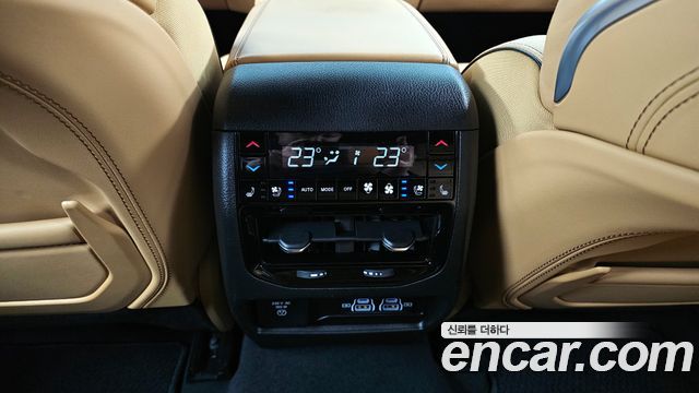 Jeep Grand Cherokee (WL) 4xe Summit Reserve 2023 — фото 18