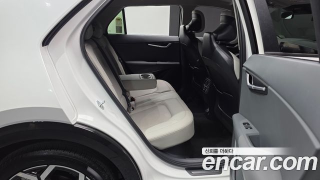 Kia Niro Signature 2025 — фото 12