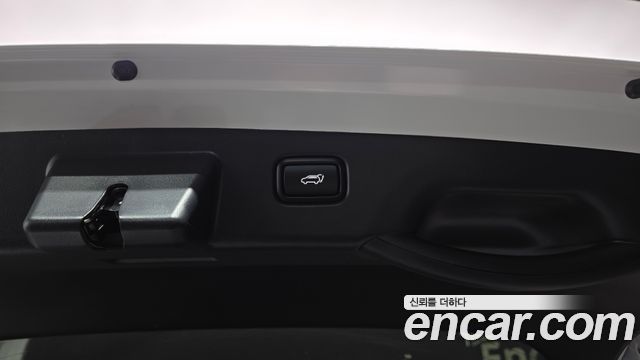 Kia Niro Signature 2025 — фото 20