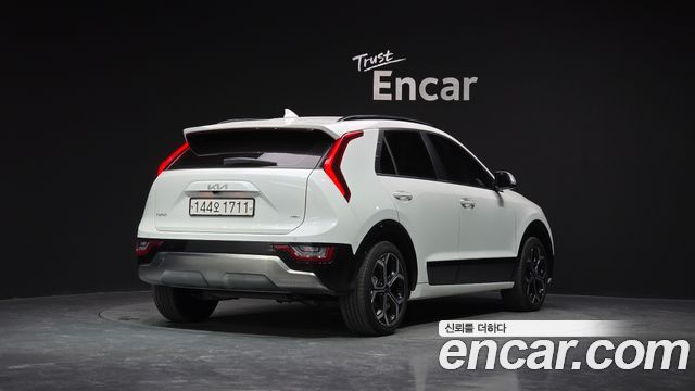Kia Niro Signature 2025 — фото 2