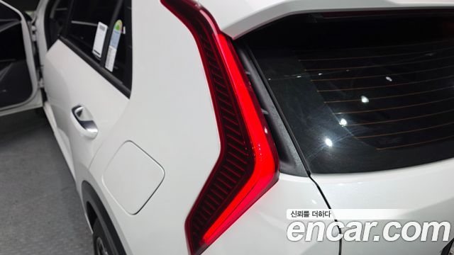 Kia Niro Signature 2025 — фото 23