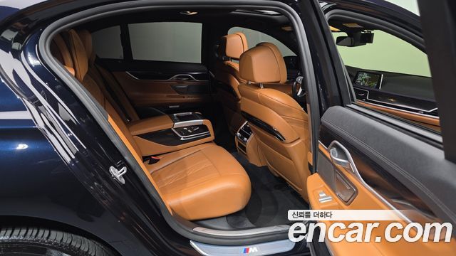 BMW 7 Series (G11) 740d xDrive M Sport 2018 — фото 12