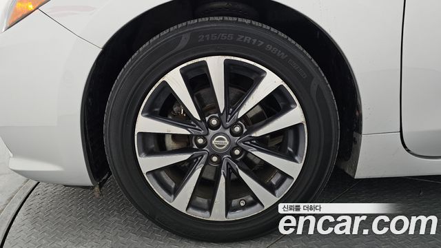 Nissan Altima 2.5 Smart L33 2017 — фото 5
