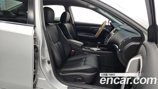 Nissan Altima 2.5 Smart L33 2017 — фото 10