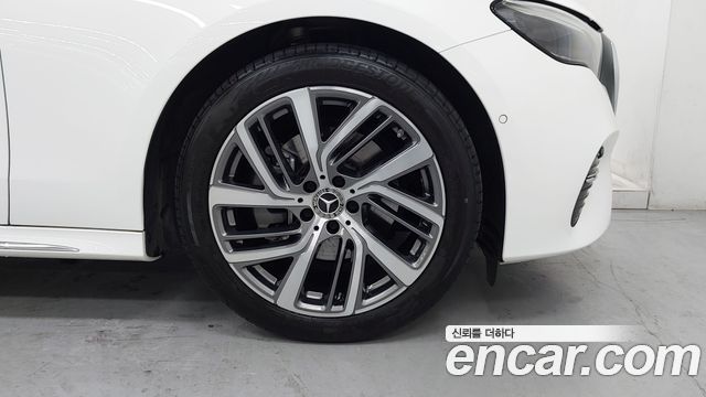 Mercedes-Benz E-Class (W214) E220d 4MATIC Exclusive 2024 — фото 5