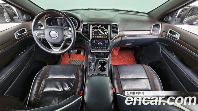 Jeep Grand Cherokee 3.0 Diesel Overland WK2 2017 — фото 7