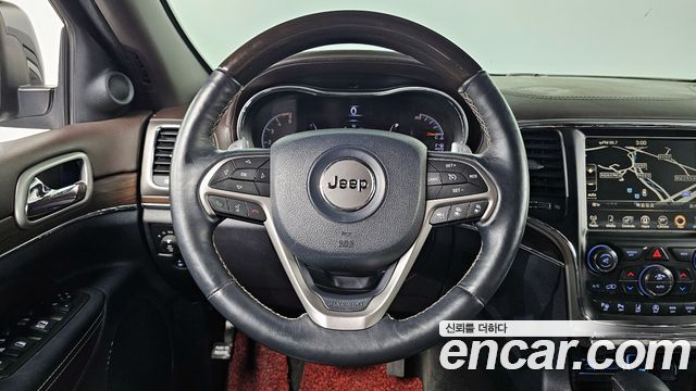 Jeep Grand Cherokee 3.0 Diesel Overland WK2 2017 — фото 14