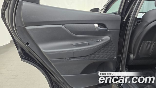 Hyundai Santa Fe Gasoline 2.5T 4WD Exclusive 2022 — фото 25