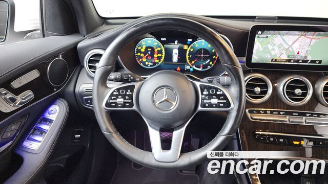 Mercedes-Benz GLC-Class (X253) GLC300 4MATIC 2020 — фото 12