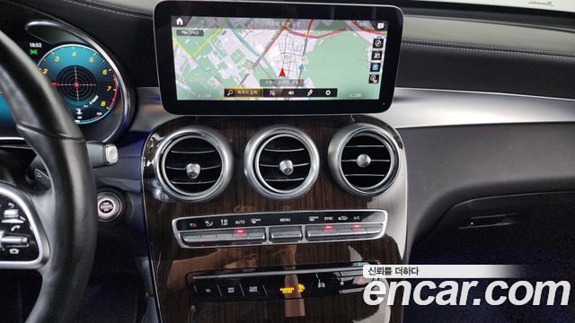 Mercedes-Benz GLC-Class (X253) GLC300 4MATIC 2020 — фото 13
