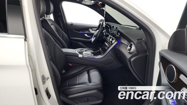 Mercedes-Benz GLC-Class (X253) GLC300 4MATIC 2020 — фото 26