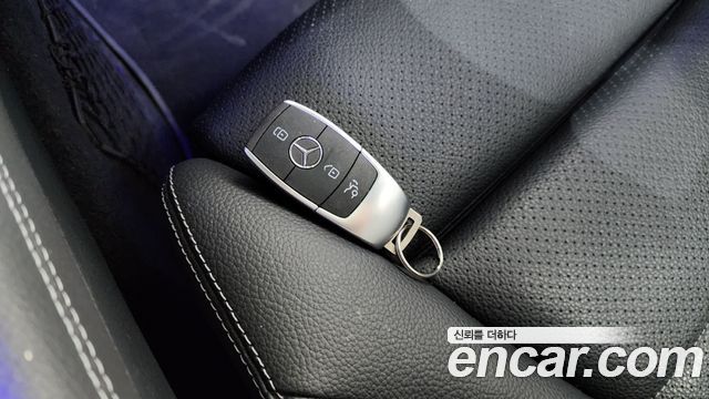 Mercedes-Benz GLC-Class (X253) GLC300 4MATIC 2020 — фото 31