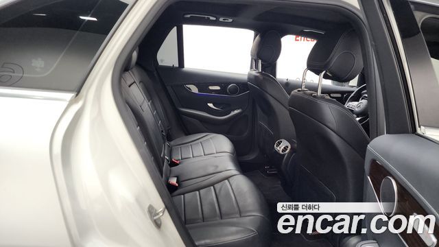 Mercedes-Benz GLC-Class (X253) GLC300 4MATIC 2020 — фото 35