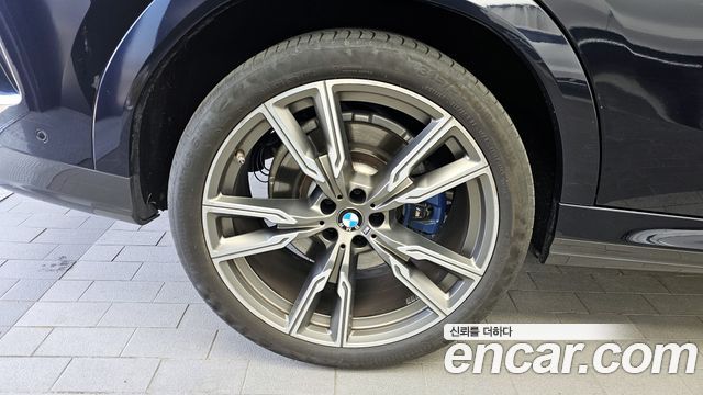 BMW X6 (G06) M50i 2021 — фото 5