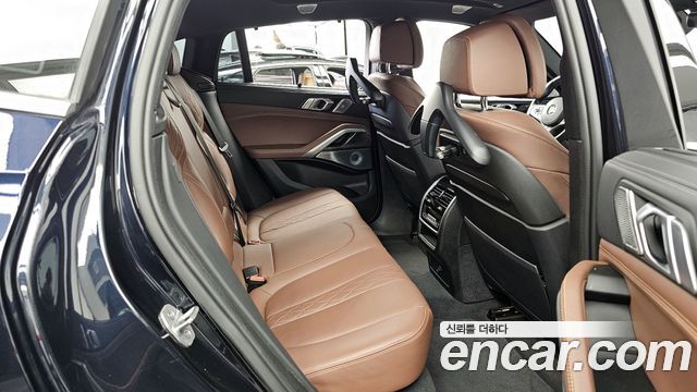 BMW X6 (G06) M50i 2021 — фото 12